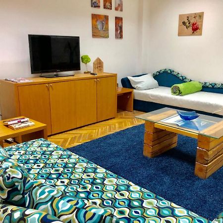 Ostello Twc Belgrado Esterno foto