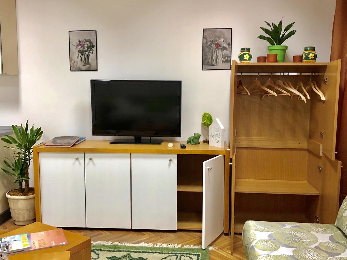 Ostello Twc Belgrado Esterno foto