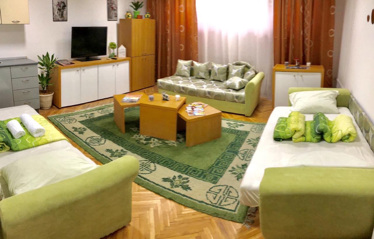 Ostello Twc Belgrado Esterno foto